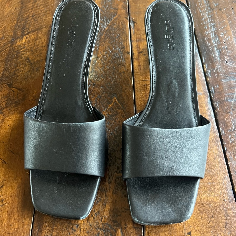 Cult Gaia Cora Black Sandals with Gold Heels, size 39 1/2 - Picture 6 of 12